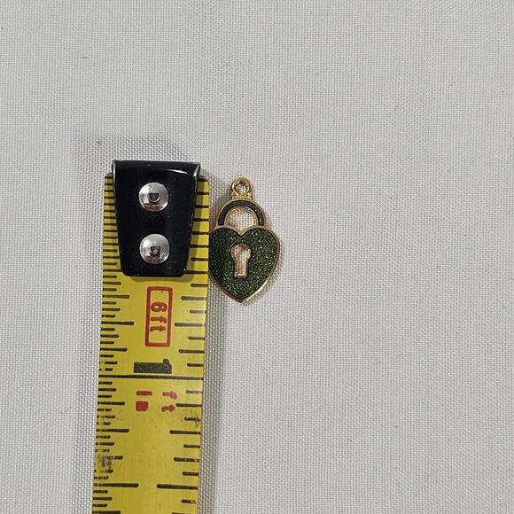 Vintage Enamel Over Gold Tone Pair Of Green Heart Lock Charms Small 1/2 Inch - Picture 3 of 3